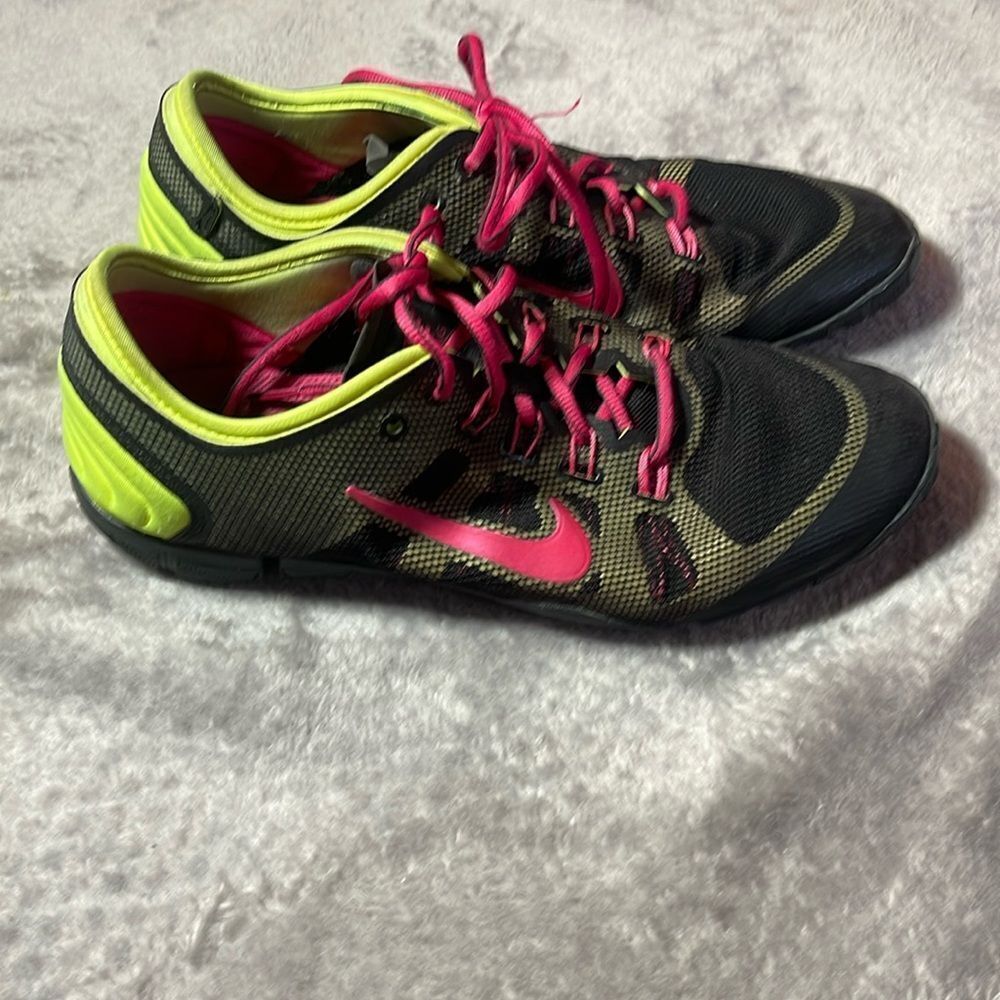Nike training shoes size 8 1/2